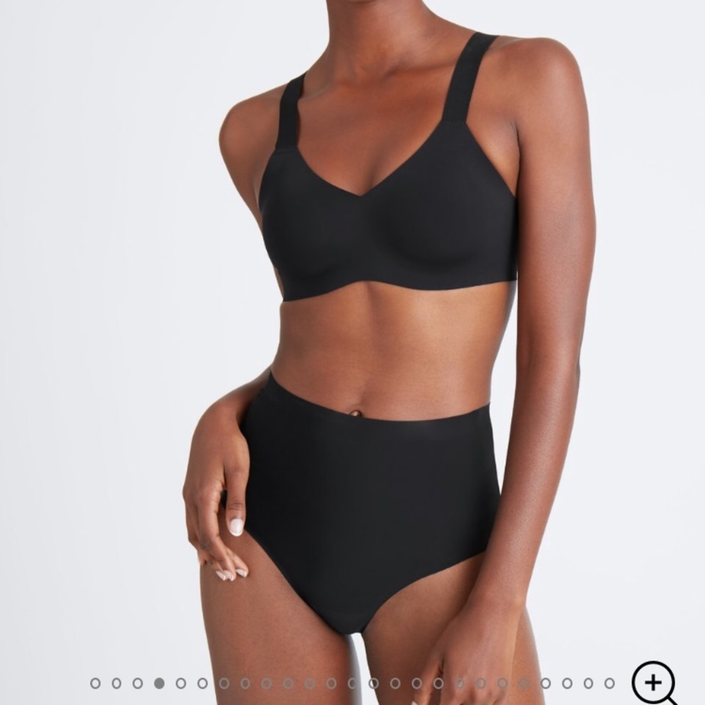 Knix Bras Size 2